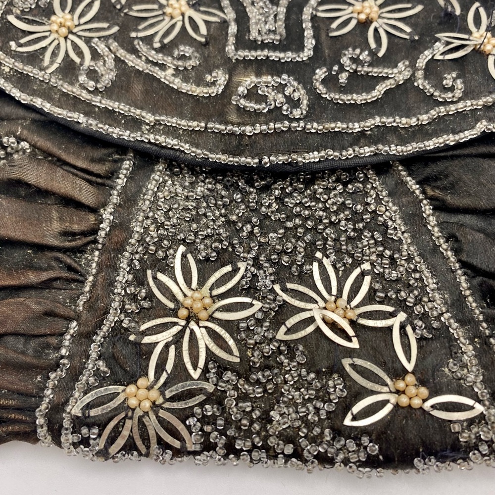 Antique Handmade Silk Glass and Metal Beaded Clutch Purse - Picture 2 of 16